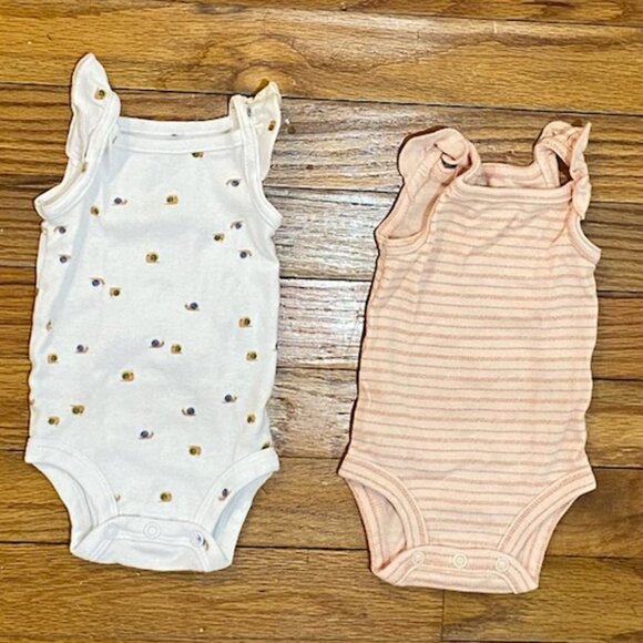 Girls Newborn NB Onesies and Shorts 9-Piece Lot - Picture 6 of 9